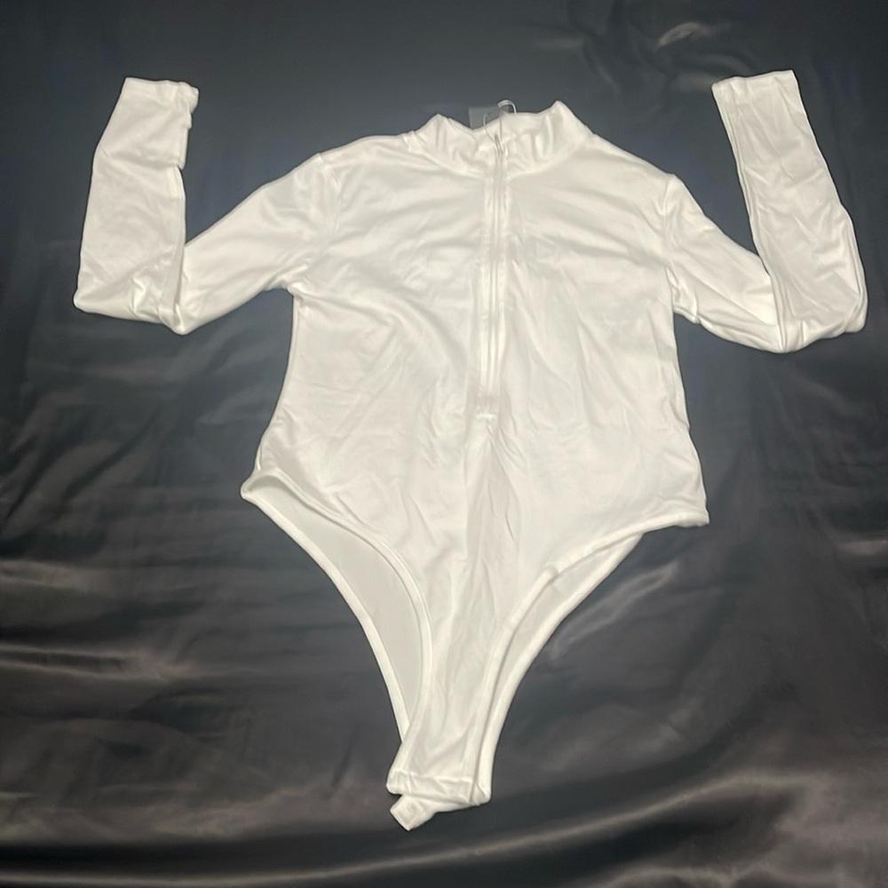 NWT all white womens bodysuit zip up